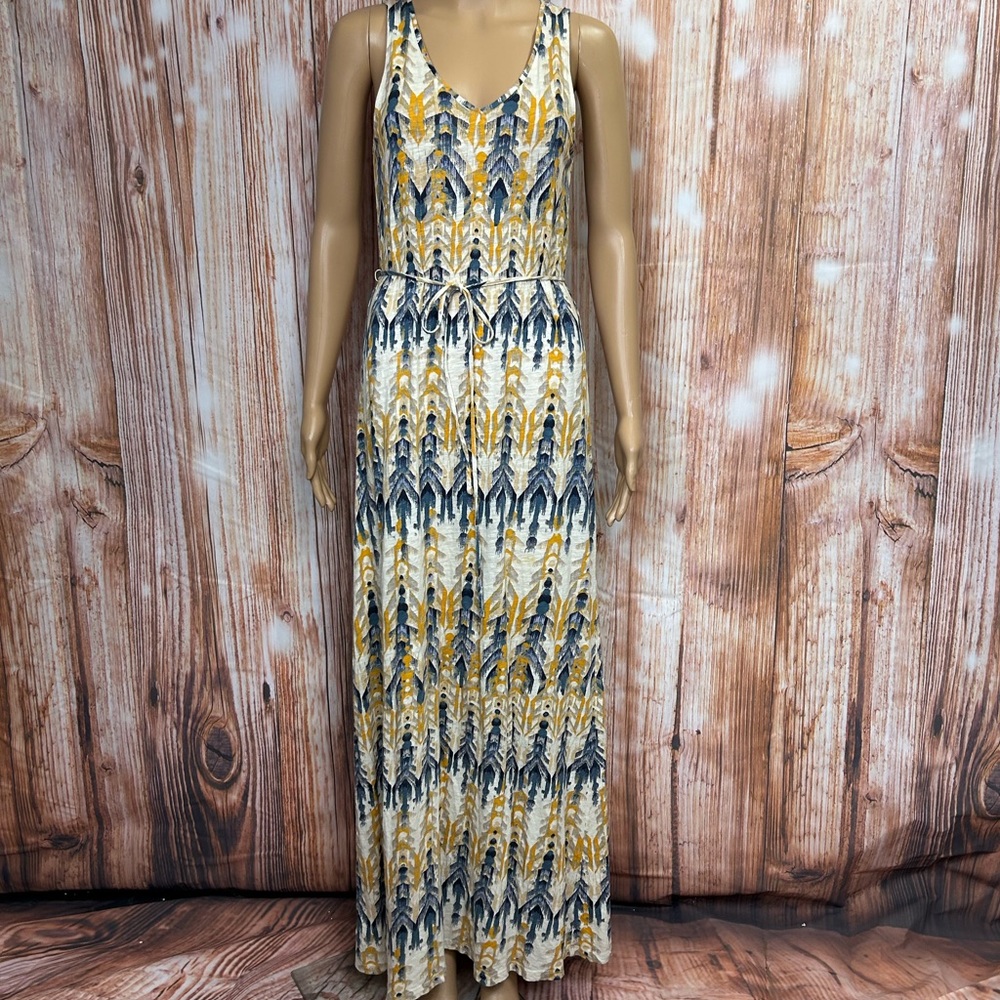 H&M Sleeveless Belted Maxi Dress‎